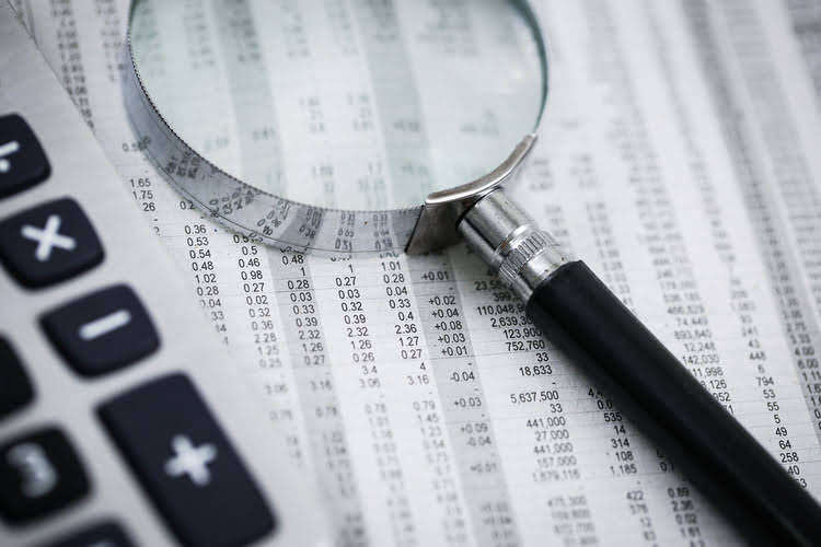 Balance Sheet vs Income Statement