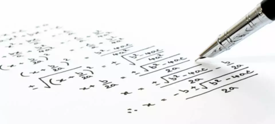 horizontal analysis formula