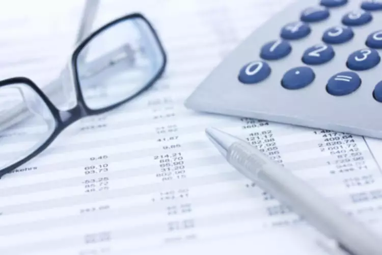 how to calculate business valuation