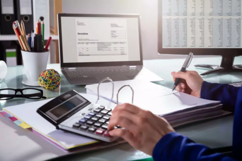 pilot bookkeeping reviews
