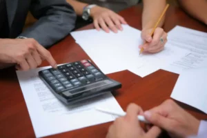 how to calculate a business valuation