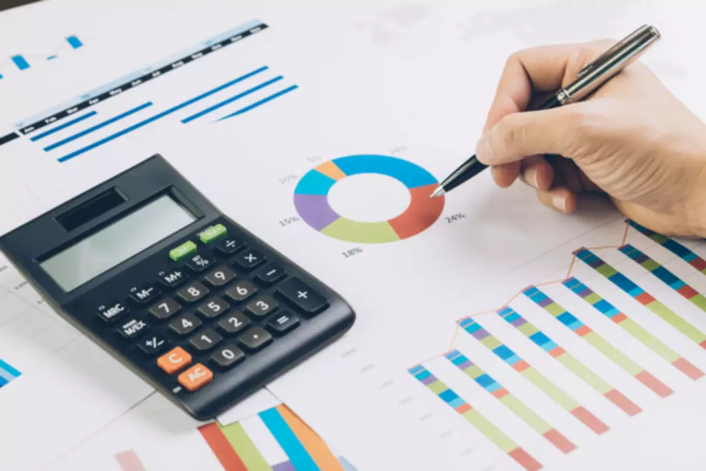 how to create a business budget