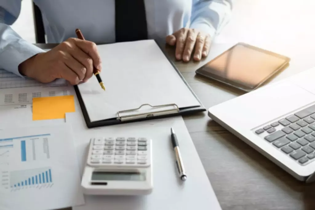 retail accountant
