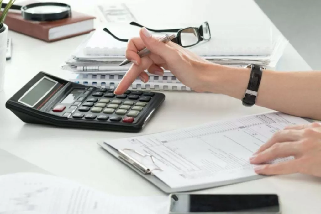 How much does bookkeeping cost for small to medium business